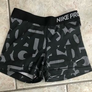 black nike pros